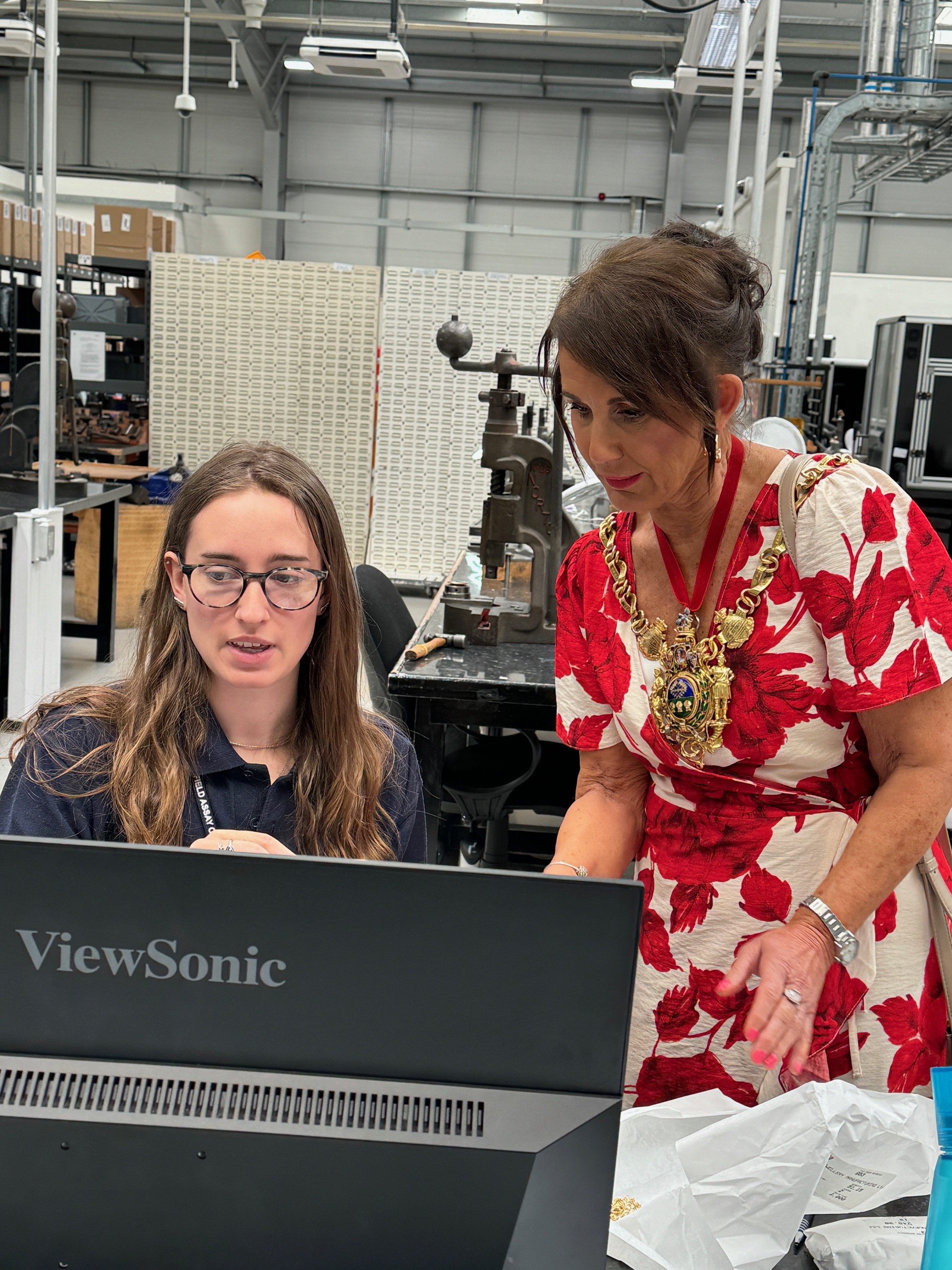 Lordy Mayor visits Sheffield Assay Office