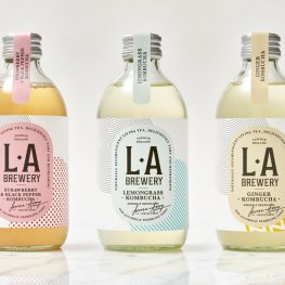 Apothecary Bottle Lends Distinctive Look to Kombucha